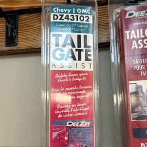 Dee Zee - Scratch & Dent - Dee Zee Tailgate Assist DZ43102 - 2007-2018 Chevy Silverado/GMC Sierra 1500 & 2007-2019 2500/3500 - Image 2